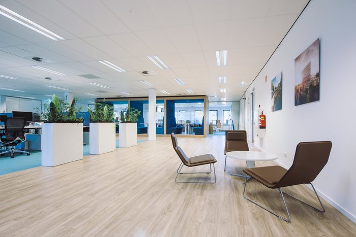 Aveco de Bondt Holten Kantoor Kantoortuin